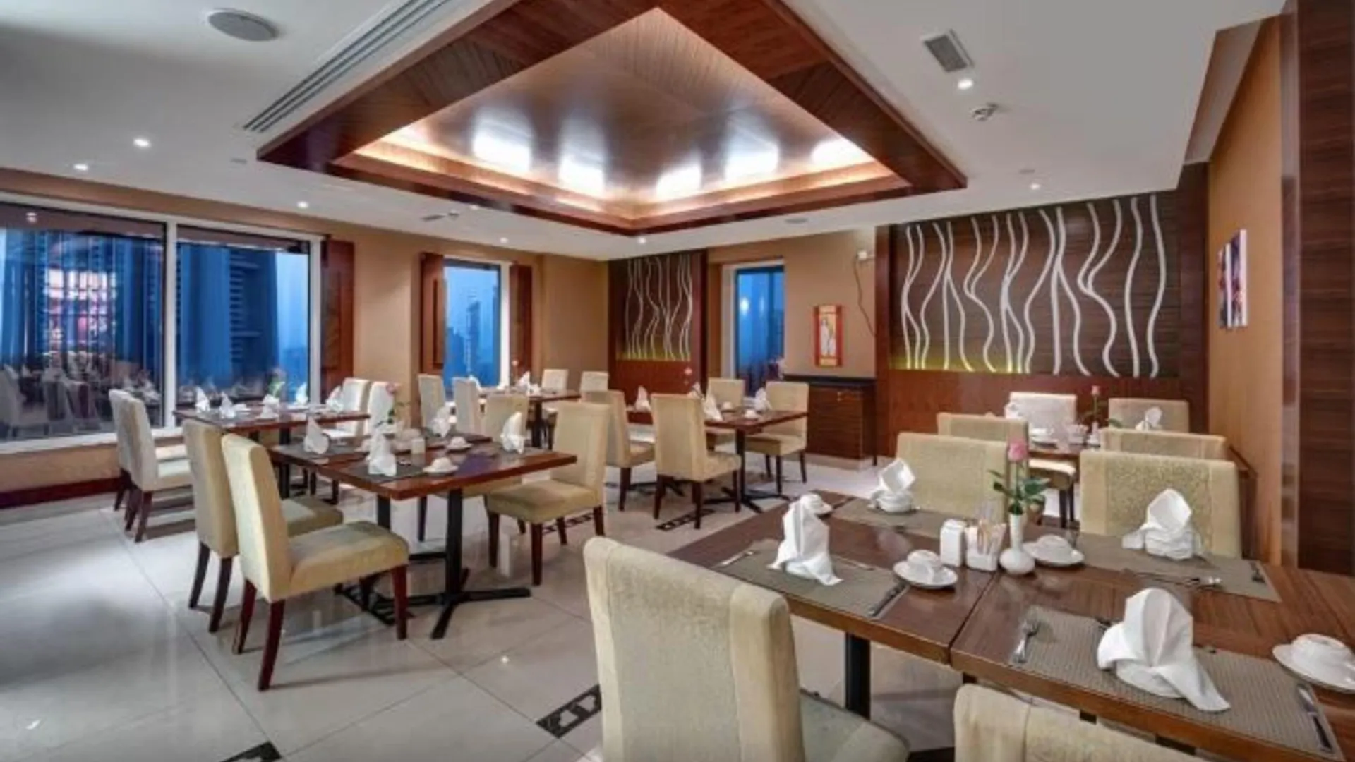 Residence Inn By Marriott Sheikh Zayed Road, Ντουμπάι Ξενοδοχείο