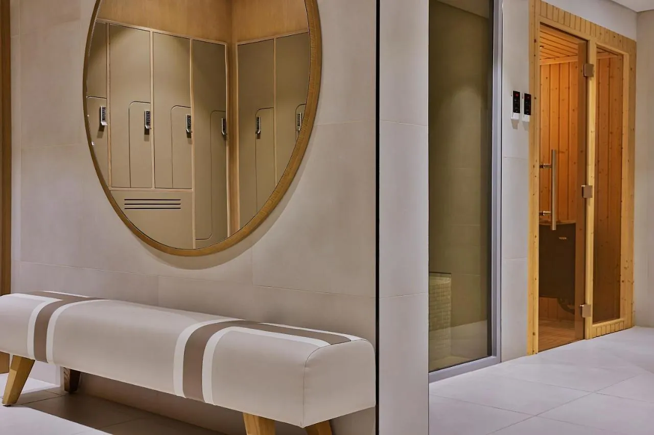 Residence Inn By Marriott Sheikh Zayed Road, Dubaj Szálloda