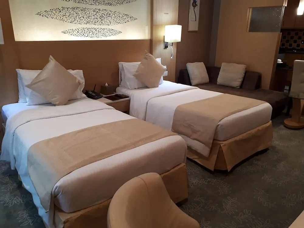 Residence Inn By Marriott Sheikh Zayed Road, Dubaj Szálloda